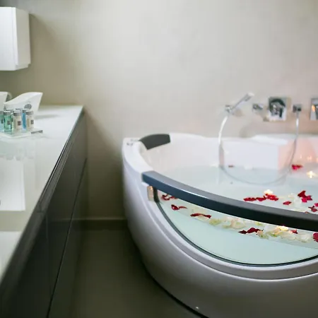 Zafira * Karterados (Santorini)